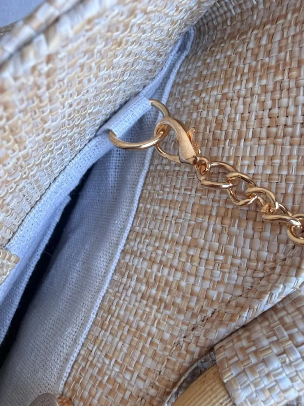 Tommy Bahama Bow Straw Tote Handbag Bamboo Handles Gold Chain NWT